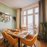 Sadebo Altbau * Lubeck