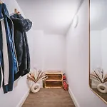 Sadebo Altbau Apartment