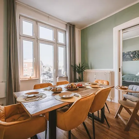 Sadebo 1 Bis 16 Gaeste In 3 Appartement