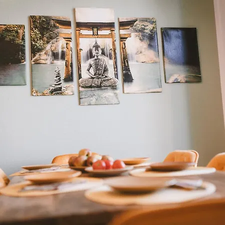 Sadebo 1 Bis 16 Gaeste In 3 Appartement Lübeck