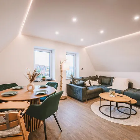 Sadebo Altbau Apartament Lubeka