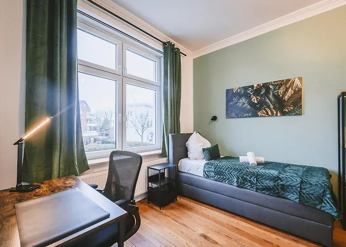 Sadebo Altbau Lägenhet Lübeck
