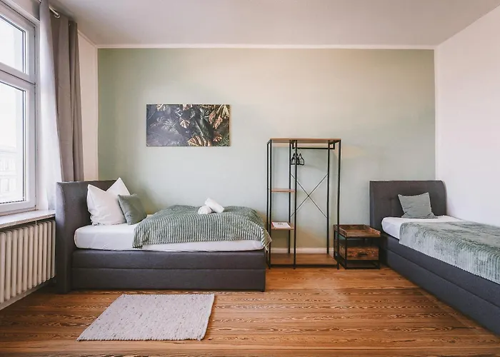 Sadebo Altbau Lägenhet *