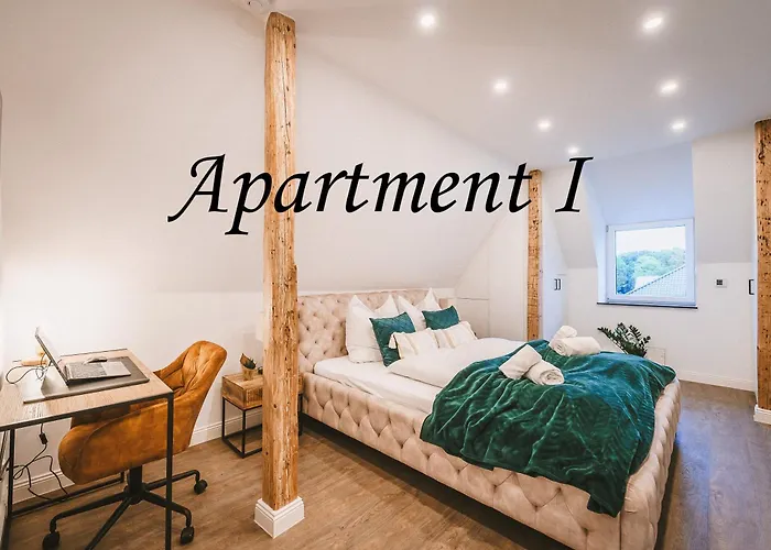 Sadebo Altbau Lägenhet *